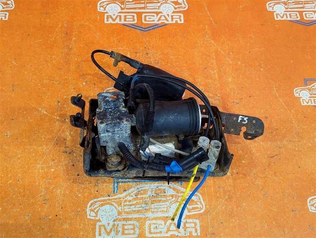 Компрессор пневмоподвески Mercedes-Benz