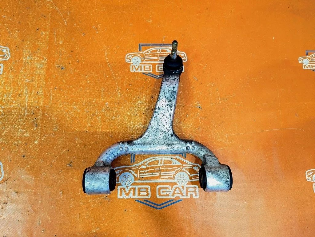Рычаг передний верхний Mercedes-Benz