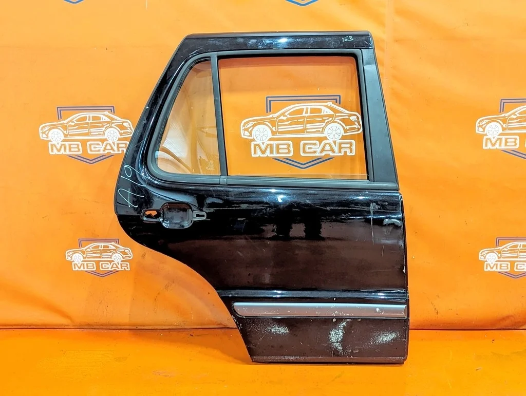 Дверь задняя правая Mercedes-Benz