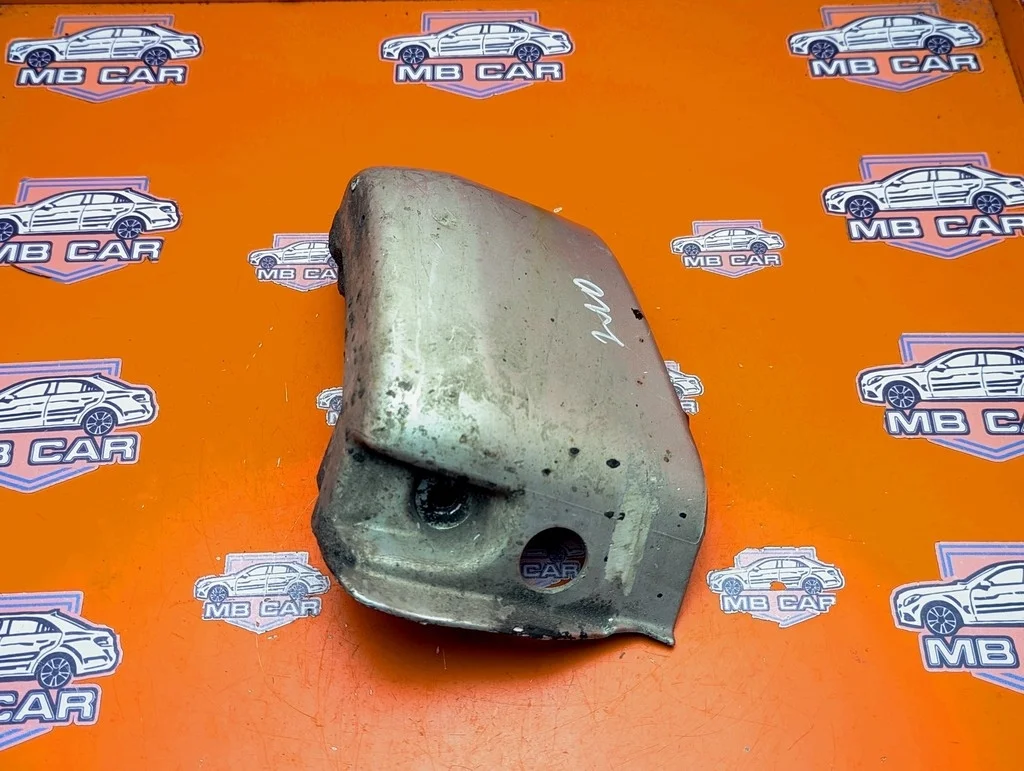 Порог пластиковый левый Mercedes-Benz