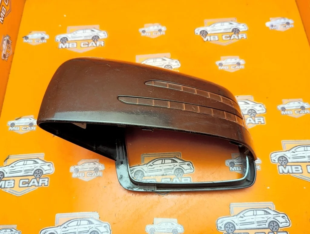 Корпус зеркала Mercedes-Benz