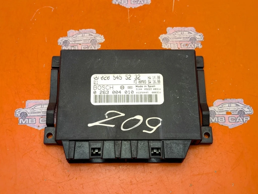 Блок парктроников Mercedes-Benz