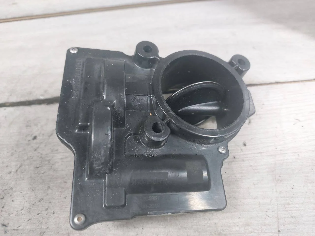 дроссельная заслонка Volkswagen Golf 5