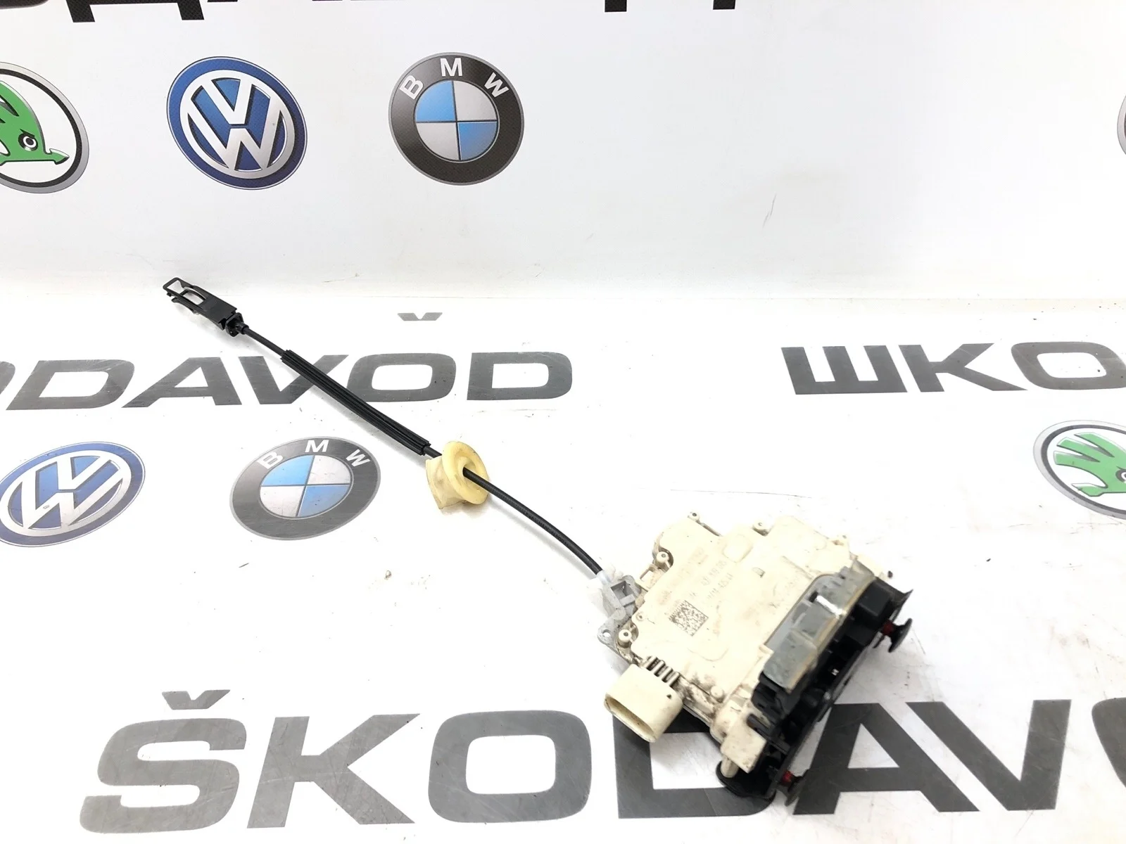 Замок двери Volkswagen Touareg 2014 4G0839015 2 NF 3.0 CJMA, задний левый