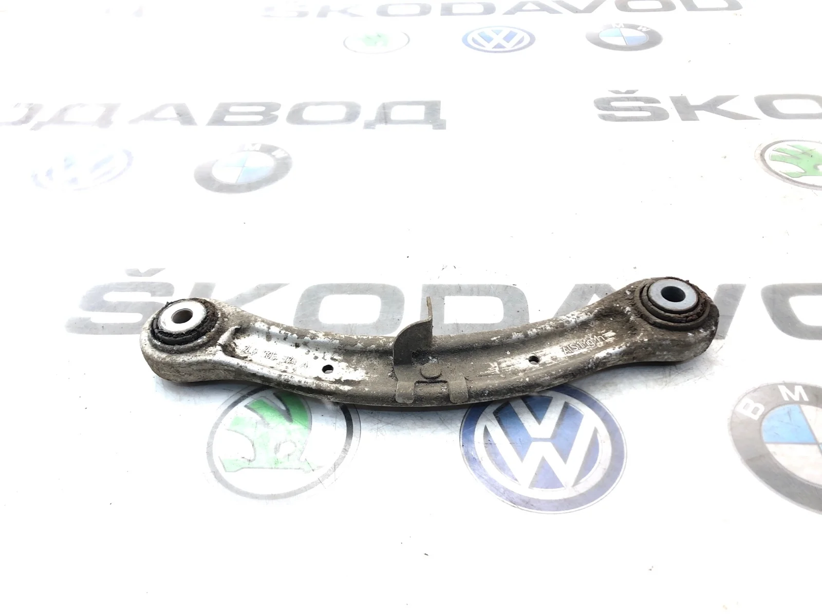 Рычаг подвески Volkswagen Touareg 2014 7L0505323A 2 NF 3.0 CJMA, задний