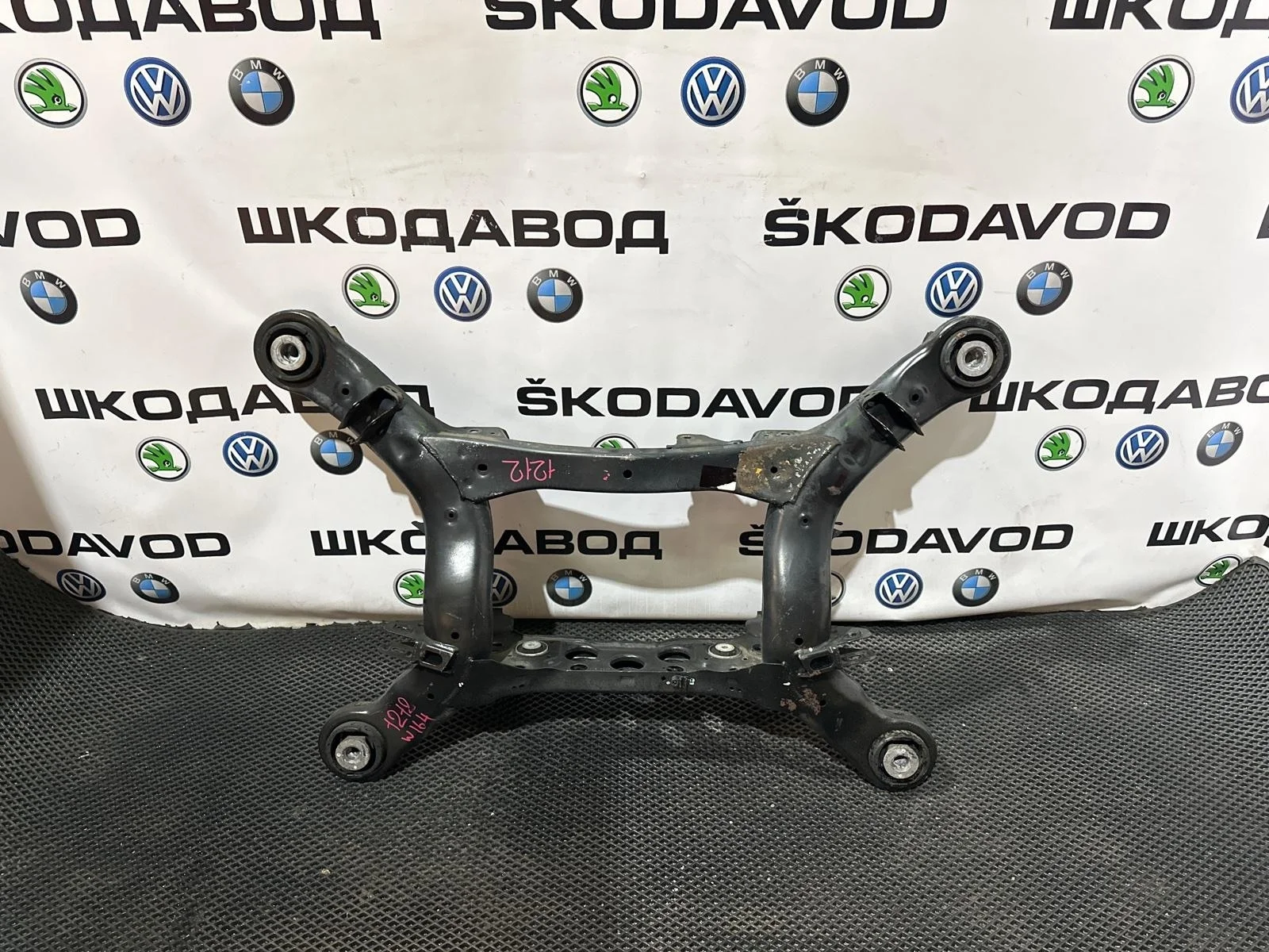 Подрамник Mercedes-Benz Ml 2009 A1643500132 W164 3.0 OM642.940, задний