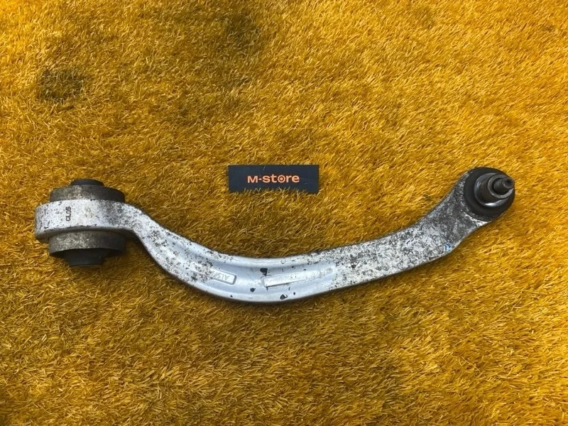 Рычаг подвески нижний Audi A4 2005 8E0407695E B7/8E BGB, передний левый