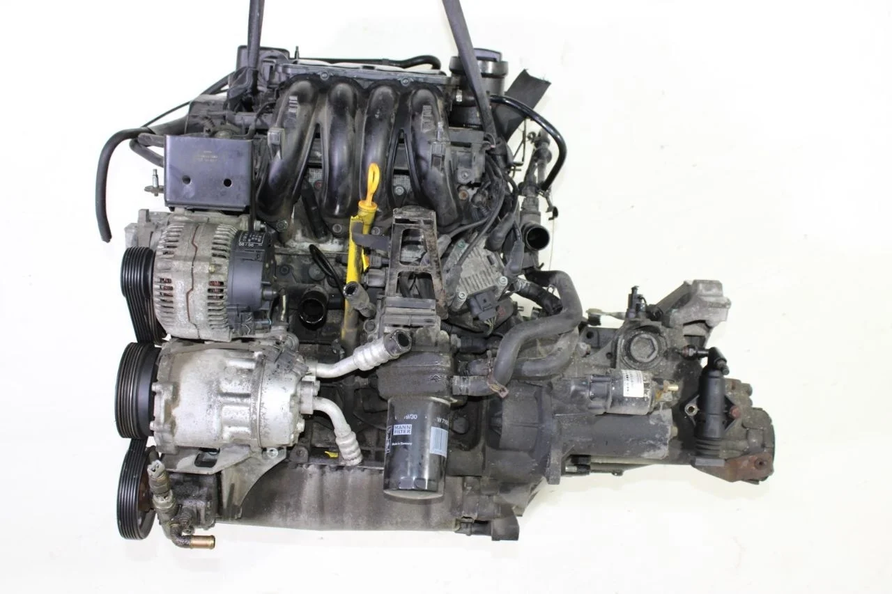 Двигатель AKL Skoda Octavia A4 1.6 Бензин