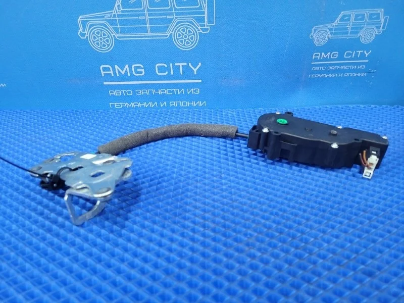 Активатор замка багажника Mercedes-Benz C-class