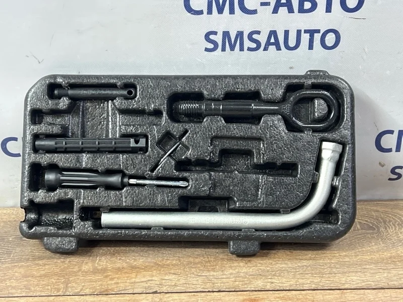 Набор инструментов Audi A6 2014 4G9012109 C7 2.0T CDN