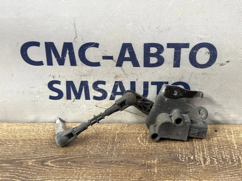 Датчик уровня подвески Audi A6 2014 4H0941285H C7 2.0T CDN, передний левый