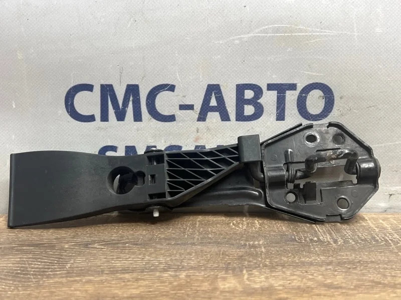 Ручка открывания капота Audi A7 2011 4G8823480B C7 3.0 CGW