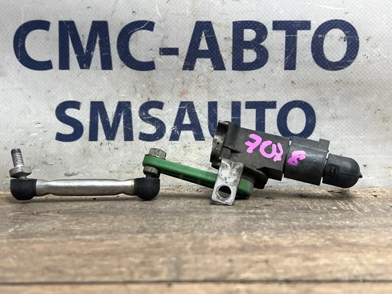 Датчик уровня подвески Porsche Cayenne 2011 7P0616213 958 4.8. 4852, передний левый