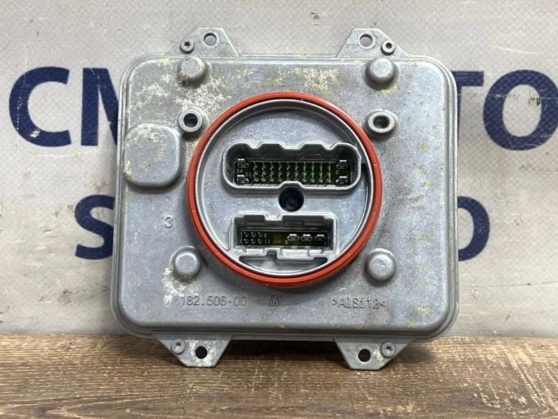 Блок управления фарой Audi A8 2017 4H0941329A D4 3.0 CRE, правый