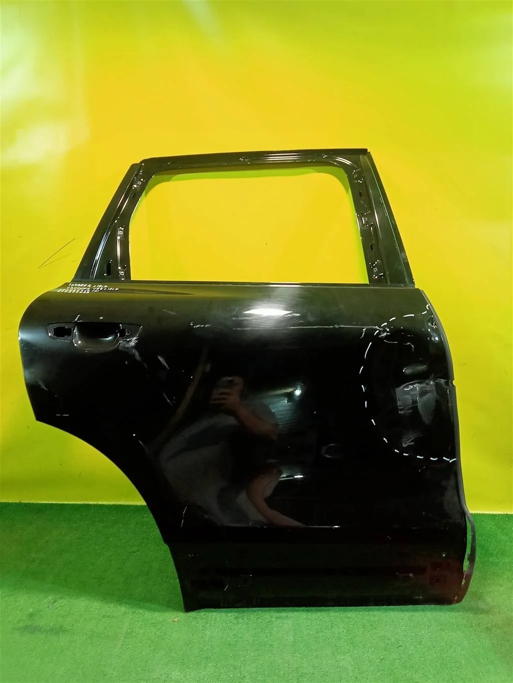 Дверь задняя правая  Volkswagen  Touareg NF 2010 7P0833056 23941