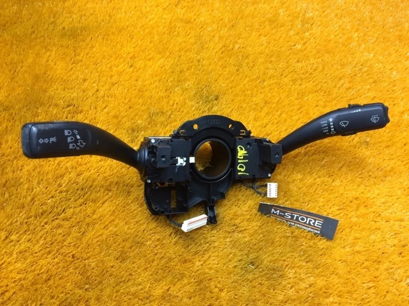 Блок подрулевых переключателей Audi A4 2009 8K0953502BC B8/8K CDNC