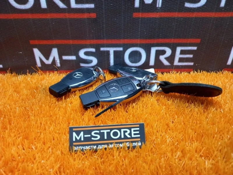 Ключ замка зажигания Mercedes-Benz