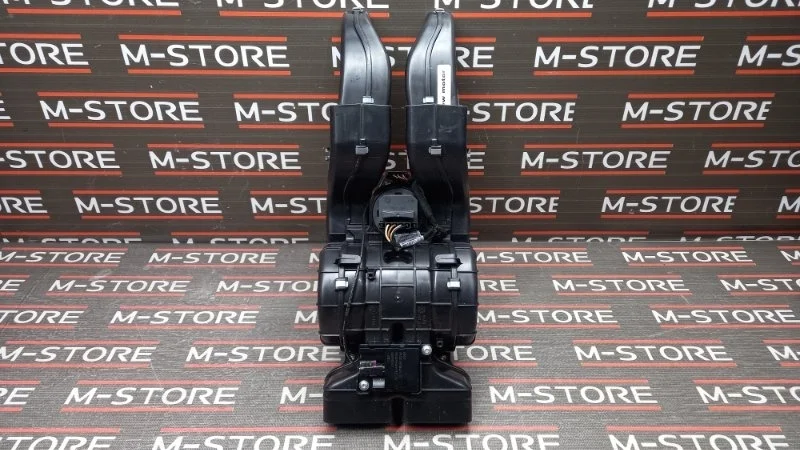 Мотор печки Bmw X5 2007 64116947554 E70 N62B48B, задний