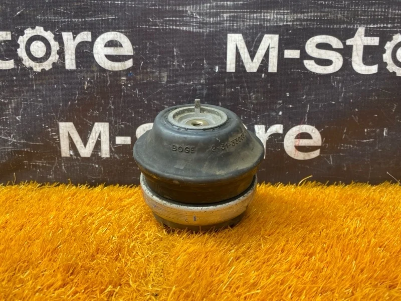 Подушка двигателя Mercedes-Benz S-Class 2002 A2202400717 W220 112.944, правая