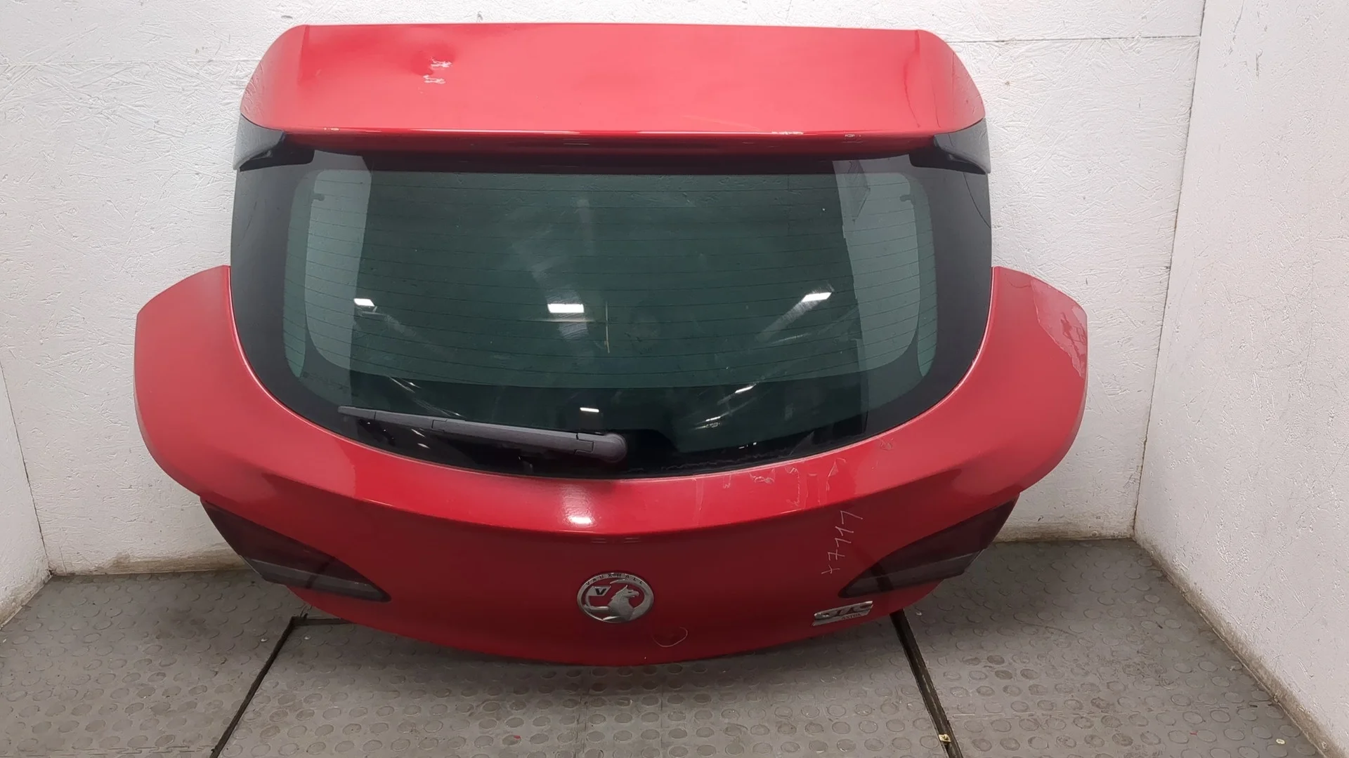 Крышка (дверь) багажника Opel Astra J 2010-2017 КПП автомат (АКПП) A20DTH Дизель 2 л CDTI