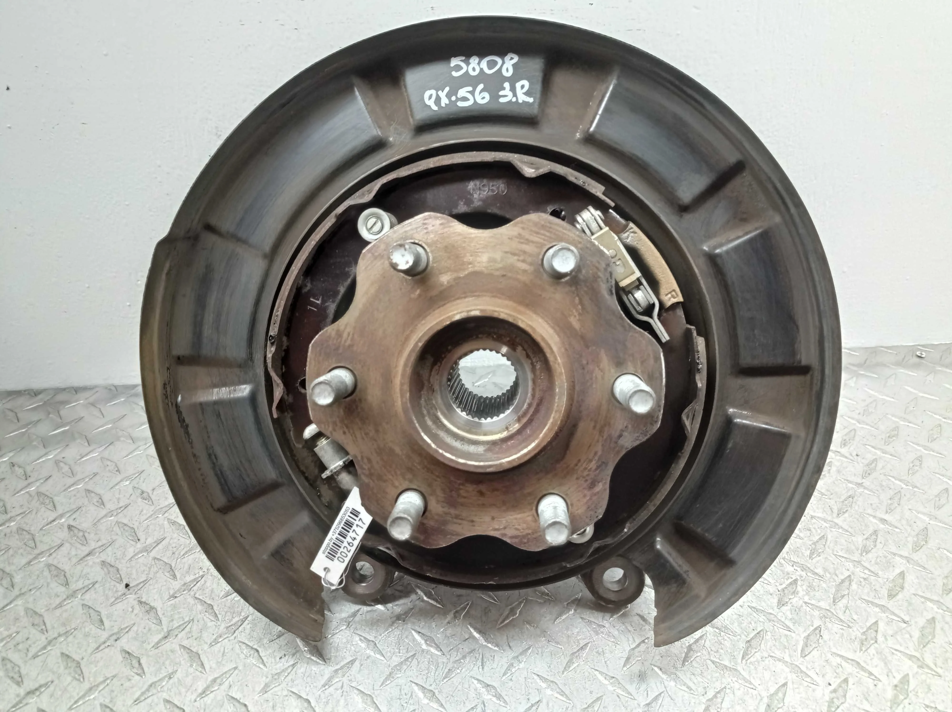 Ступица задняя правая Infiniti QX56 (Z62) 2010 - 2013 бензин 5.6 Автомат