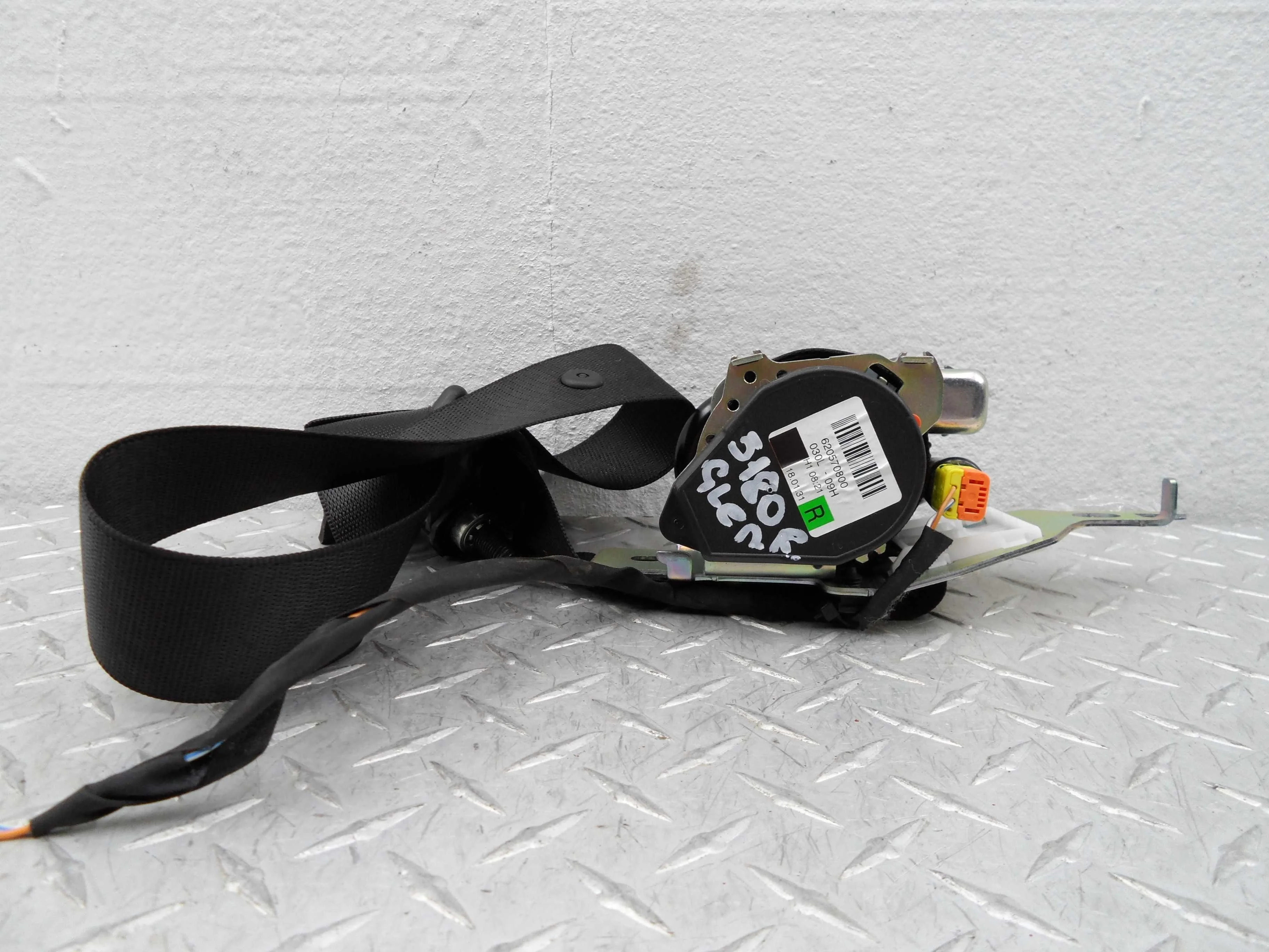 Ремень безопасности Mercedes GLE (W166) 2015 - 2019 дизель 3.5 Автомат