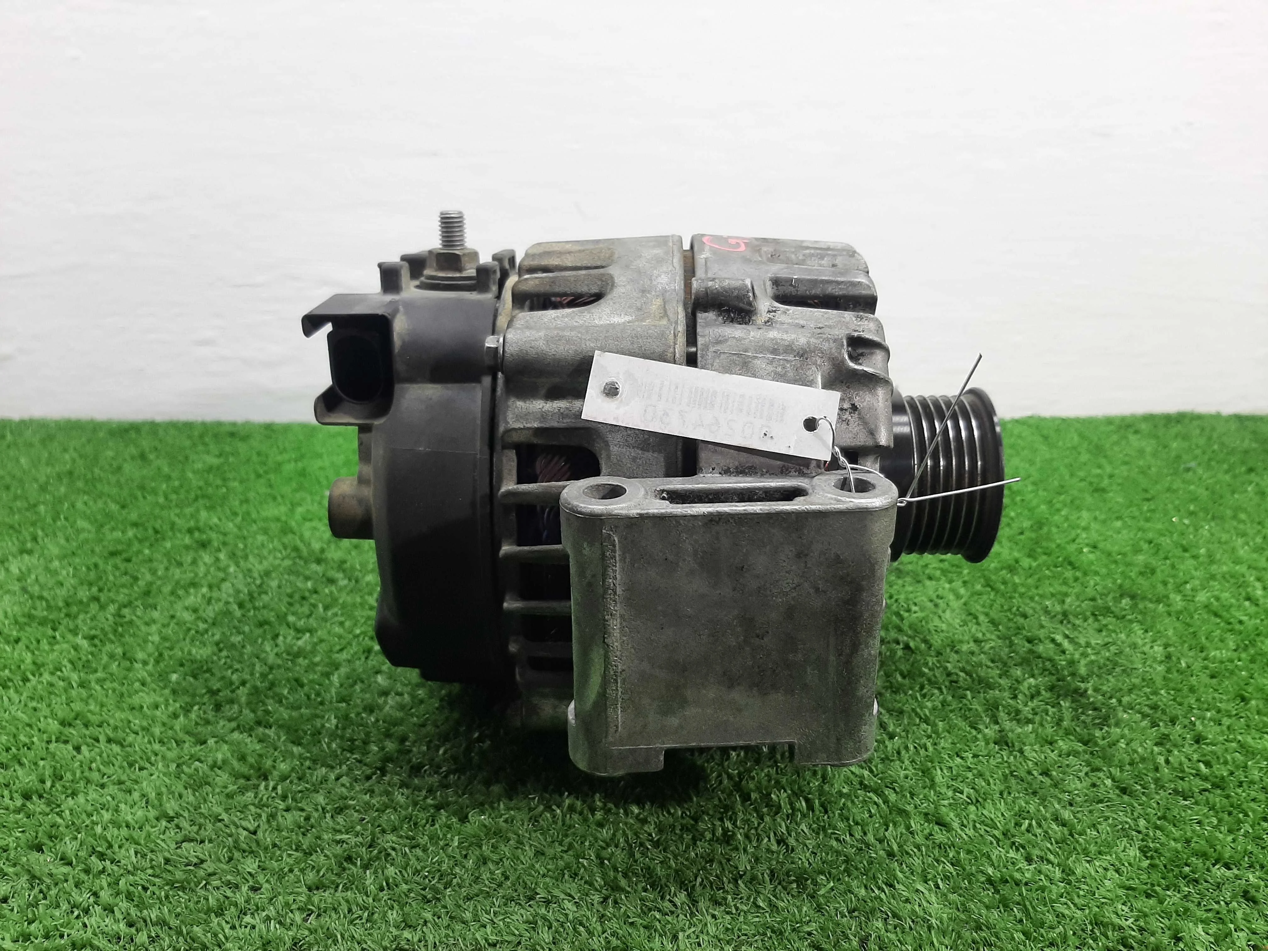 Генератор Mercedes Vito (W447) 2014 - 2018 дизель 2.2 Автомат