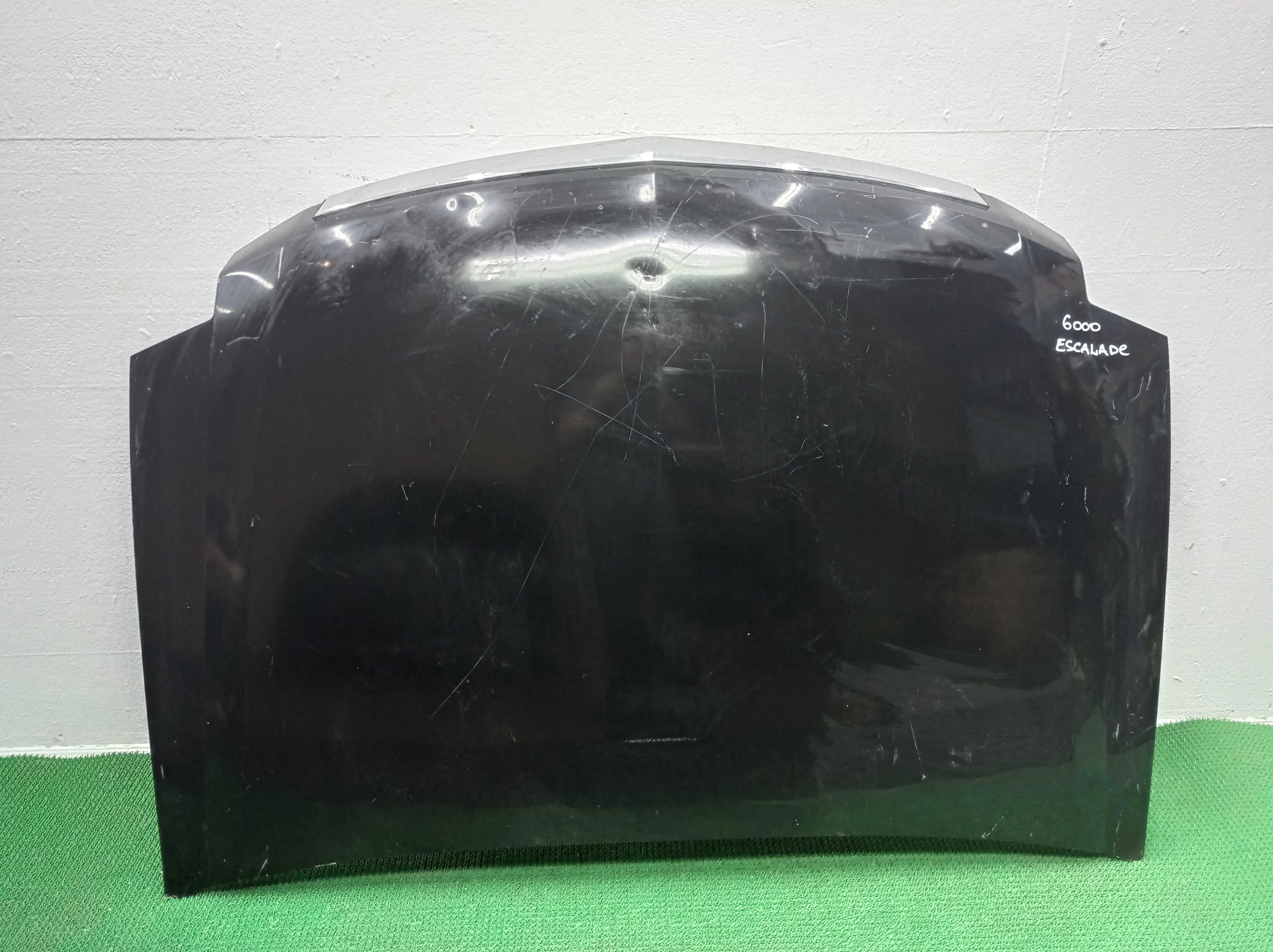 Капот Cadillac Escalade III 2006 - 2014 (GMT900) гибрид 6.0 Автомат