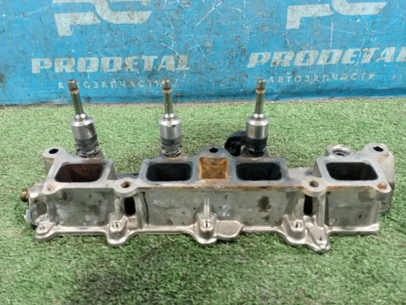 Коллектор впускной Volkswagen Golf ХЭТЧБЕК CAXA