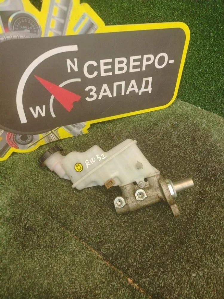 Главный тормозной цилиндр Kia Rio 2015 585104L150 QB G4FC