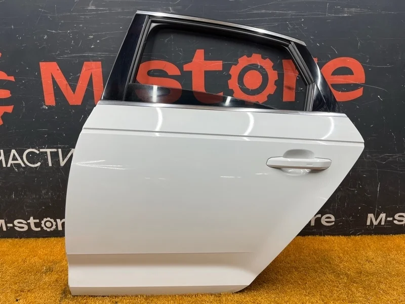 Дверь Audi A4 2015 8W5833051A B9/8W CYR, задняя левая