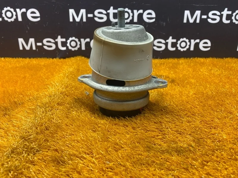 Подушка двигателя Volkswagen Touareg 2014 7P6199131 7P CGRA, правая