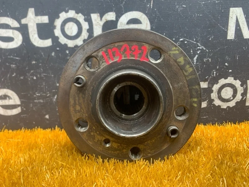 Ступица Mercedes-Benz M-Class 2012 A1663340206 W166 642.826, передняя левая