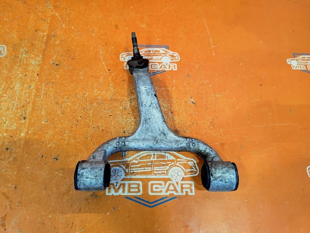 Рычаг передний верхний Mercedes-Benz