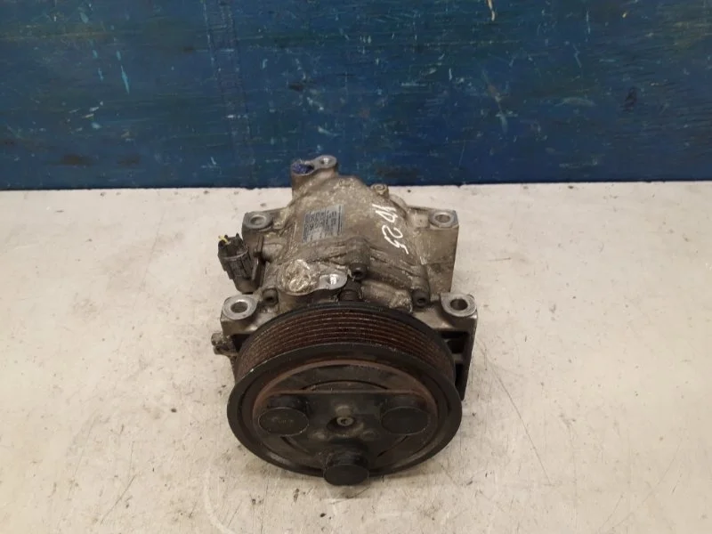 Компрессор кондиционера Nissan Navara D40 2005-2010 92600EB40E 2.5 YD25