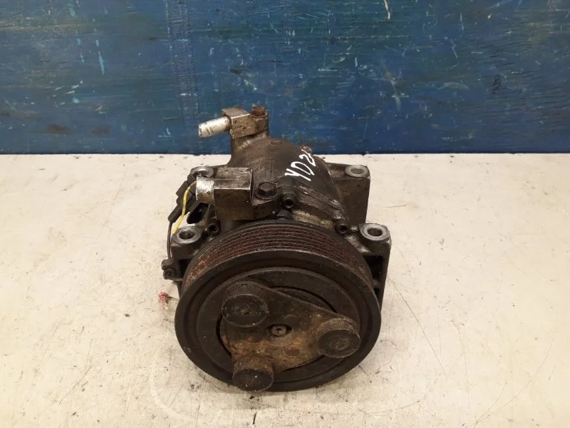 Компрессор кондиционера Nissan Navara D40 2005-2010 92600EB40E 2.5 YD25