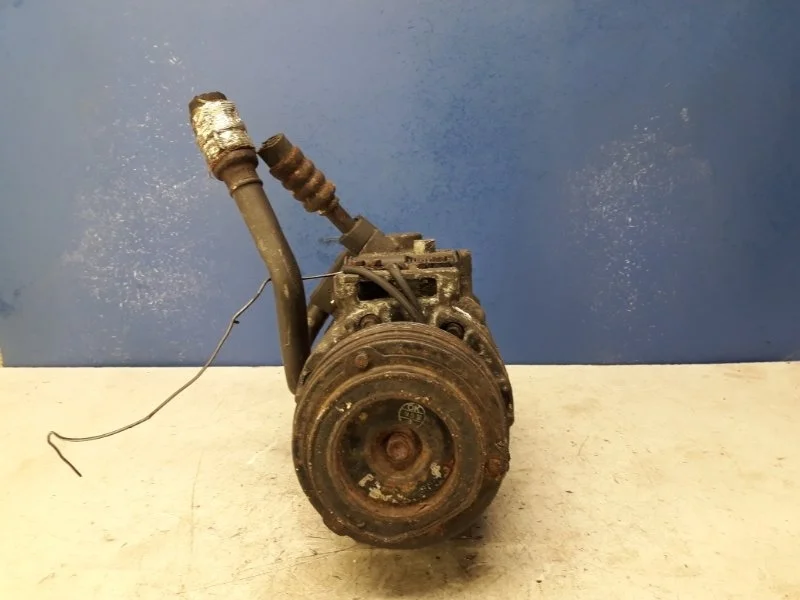 Компрессор кондиционера Bmw 5 E39 64526910458 2.5 M54B25