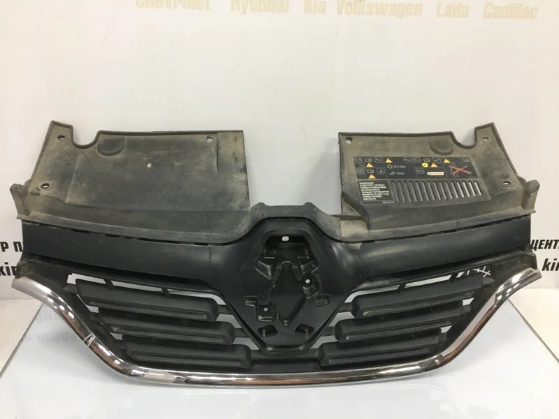 Решетка радиатора Renault Logan 2019 рестайлинг