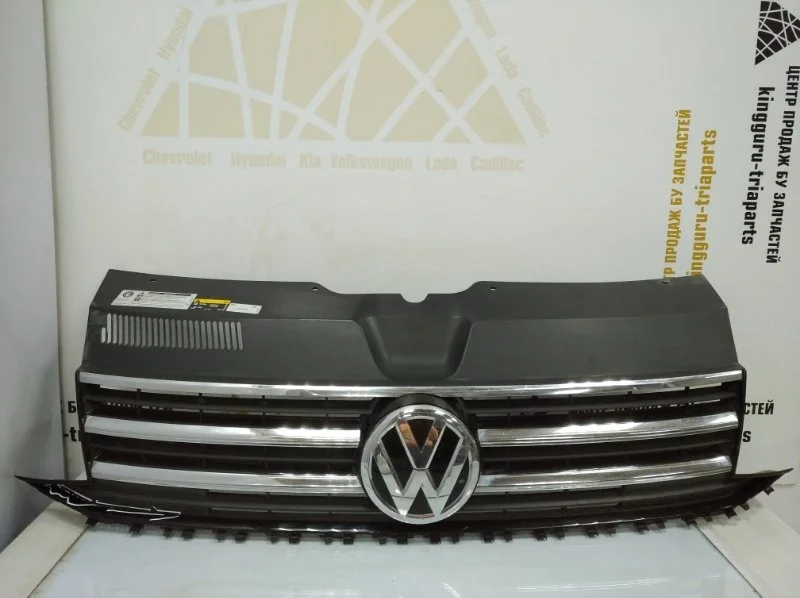 Решетка радиатора Volkswagen Multivan 2015-2020 T6 SGC до Рестайлинг