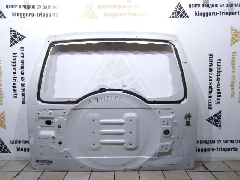 Крышка багажника Mitsubishi Pajero 2006-2011 4 V8_W до Рестайлинг