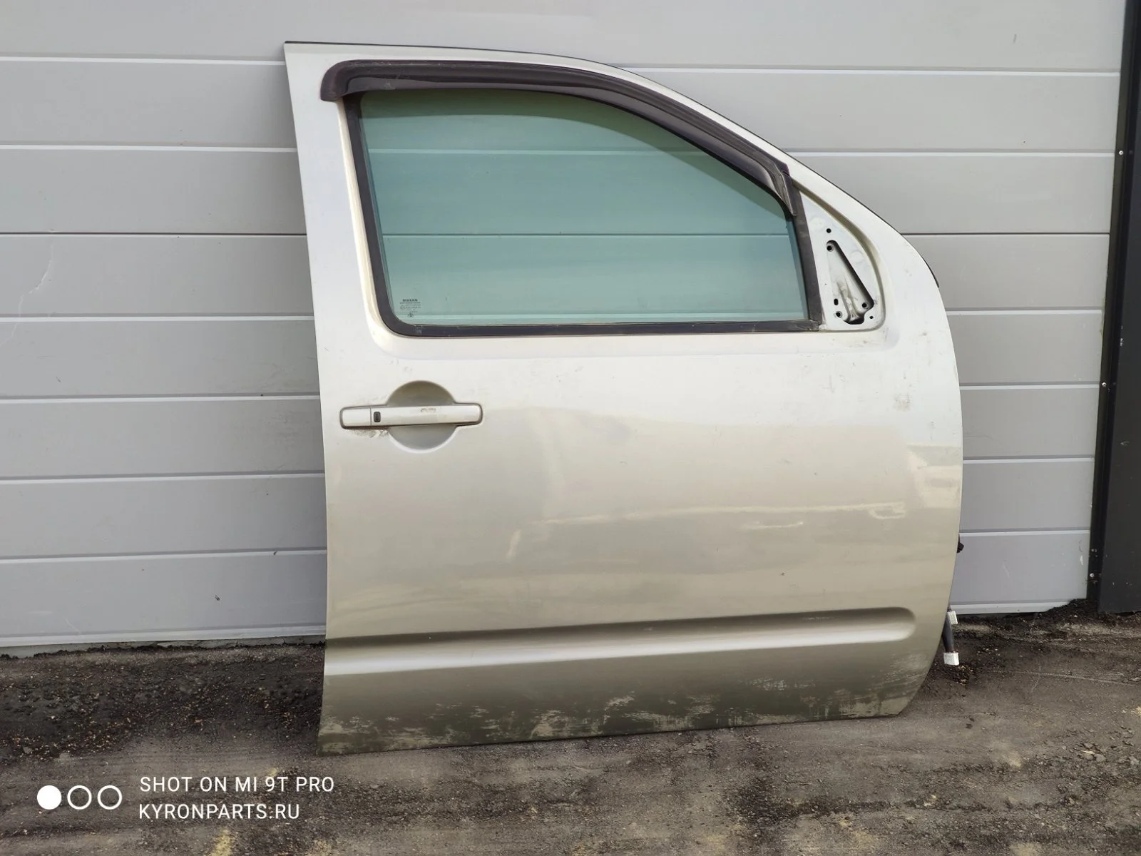 Дверь Nissan Pathfinder 2008 R51