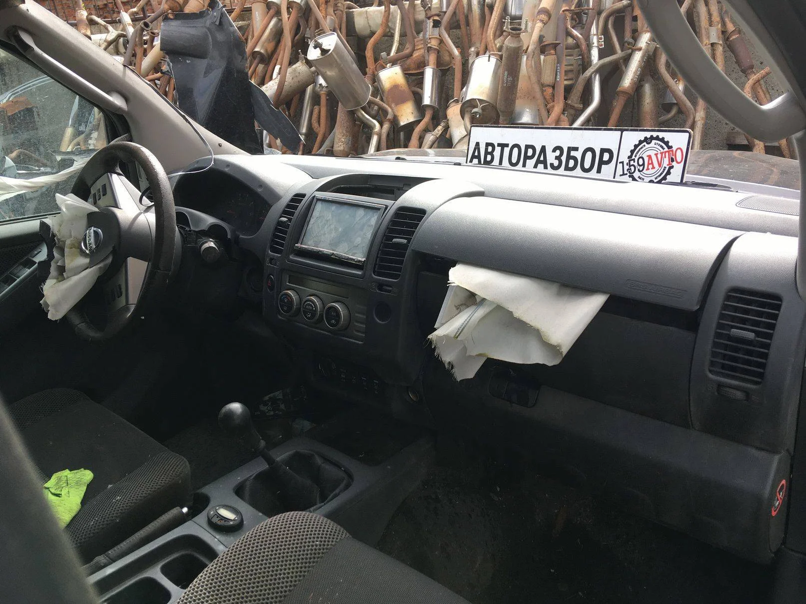 Продажа Nissan Navara 2.5D (174Hp) (YD25DDTI) 4WD MT по запчастям