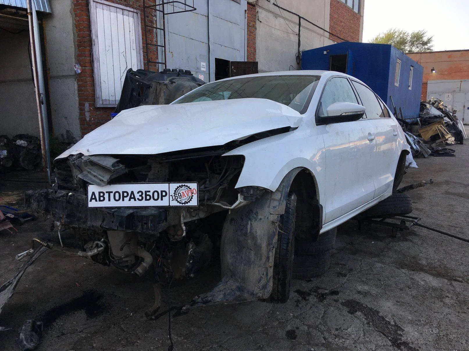 Продажа Volkswagen Jetta 1.6 (105Hp) (CFNA) FWD MT по запчастям