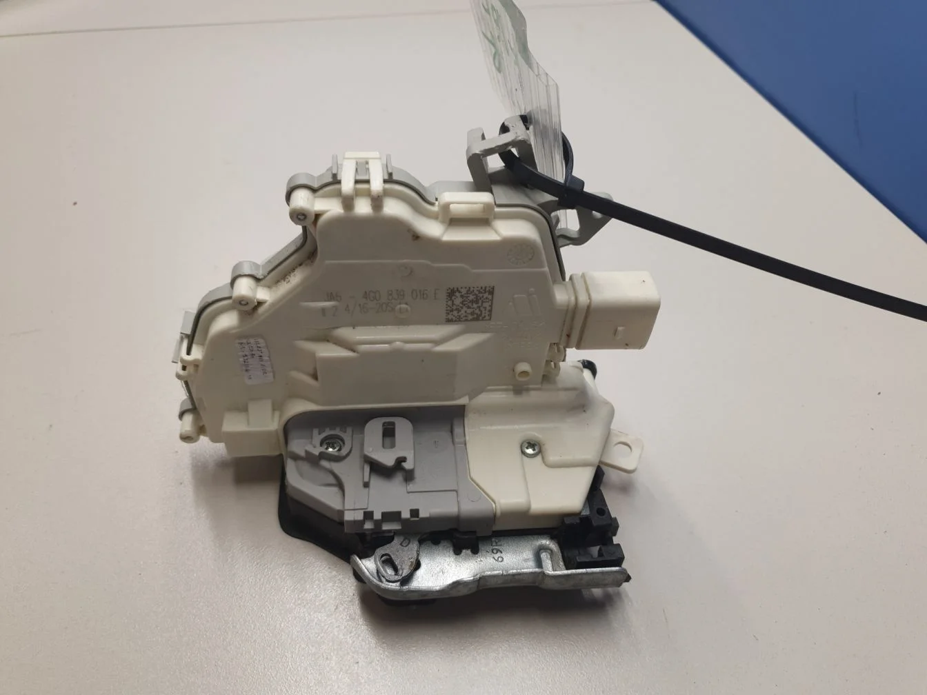 Замок двери задней правой для Audi A7 4G 2010-2018