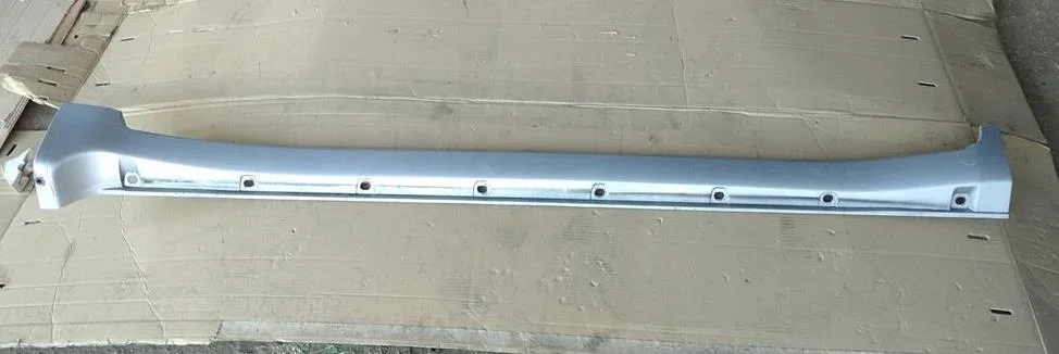 Б.у. порог пластиковый TOYOTA LAND CRUISER J200 TOYOTA LAND CRUISER J200