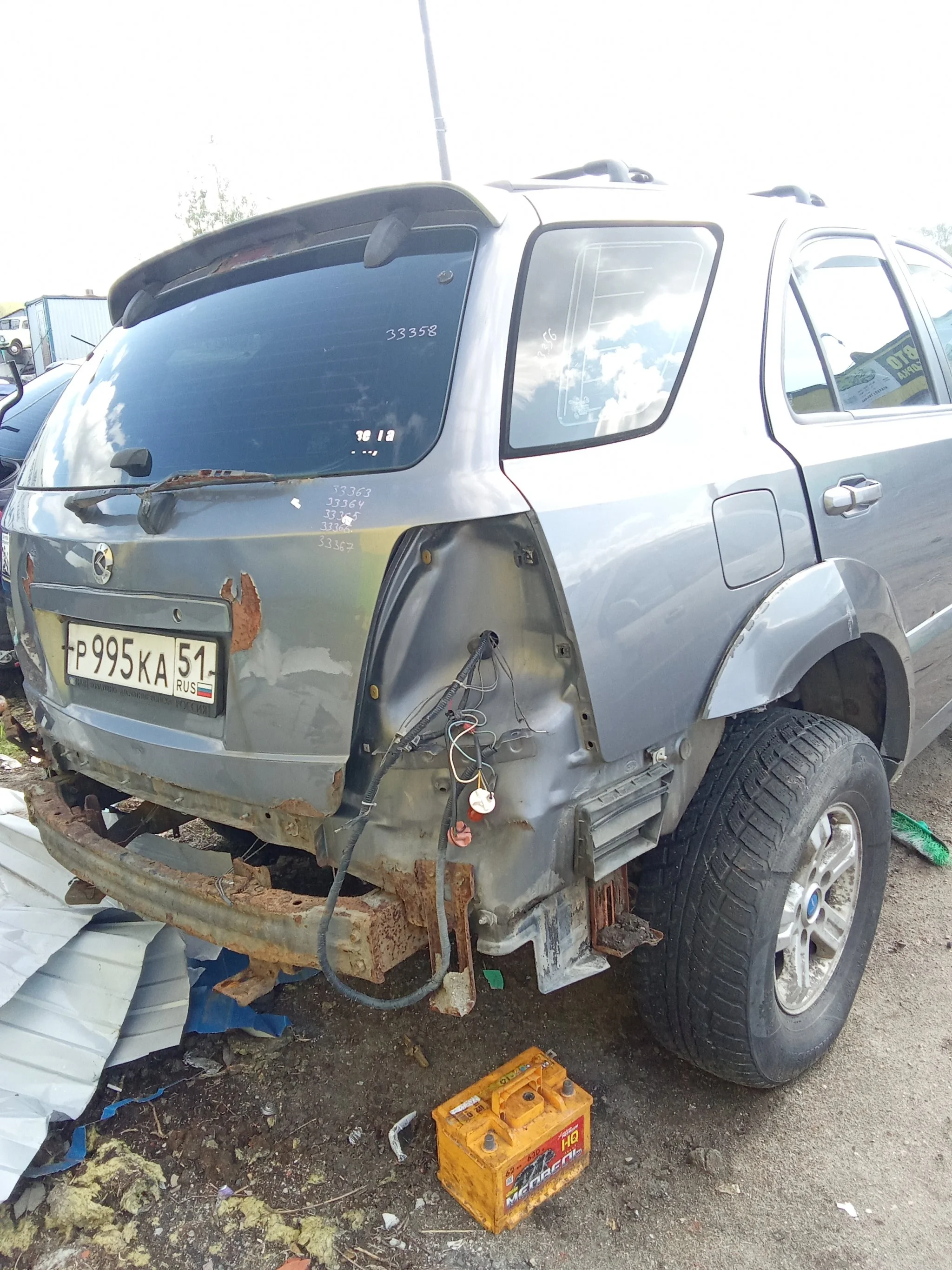 Фонарь правый Kia Sorento 1 BL 2002-2009