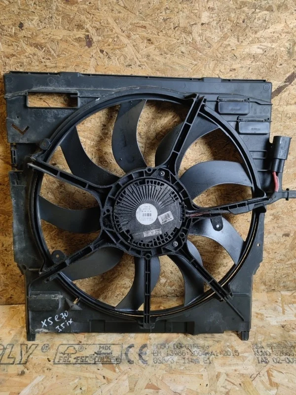 Вентилятор радиатора BMW X5 35iX E70