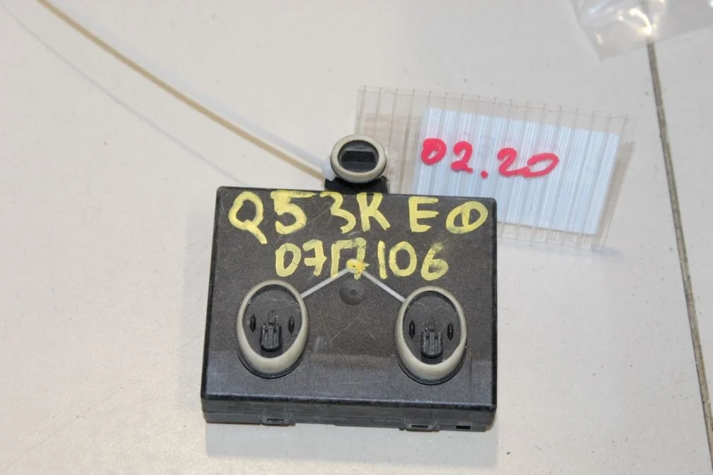 Блок комфорта задней правой двери для Audi Q5 8R 2008-2017