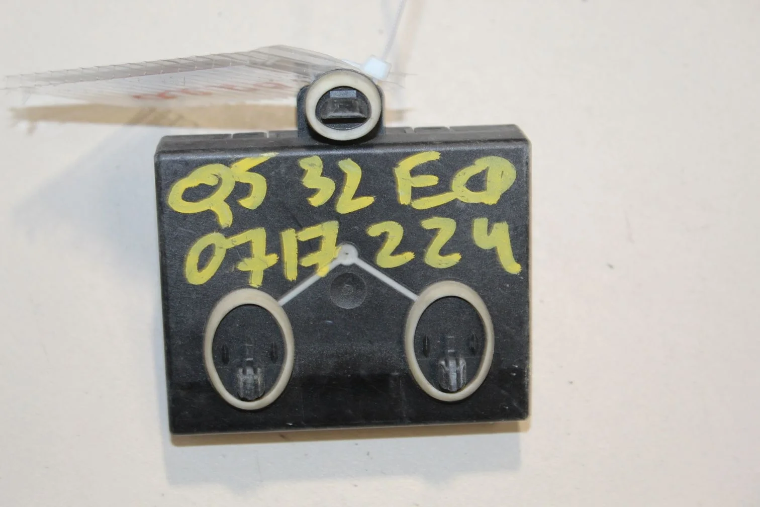 Блок комфорта задней левой двери для Audi Q5 8R 2008-2017