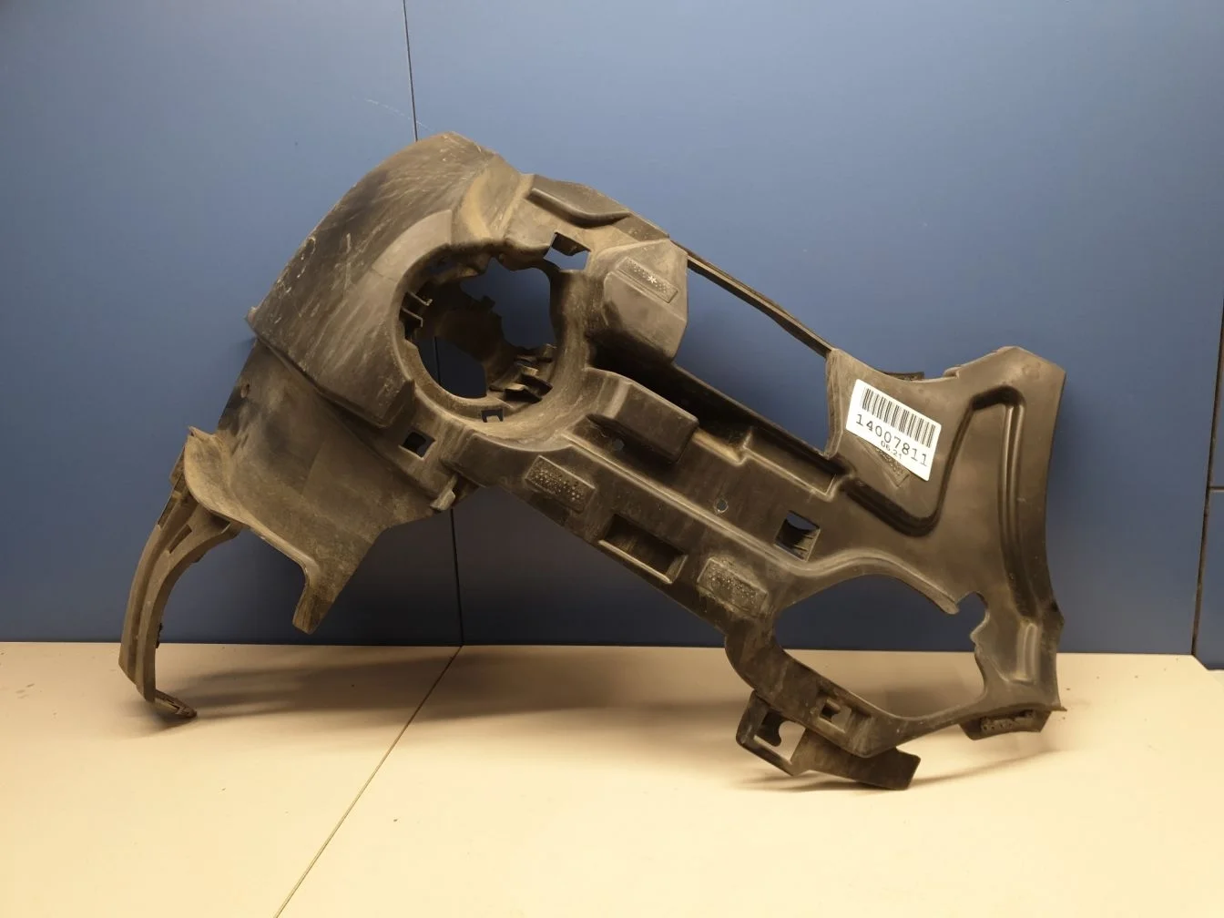 Кронштейн ПТФ правый для BMW X1 F48 2015-2023